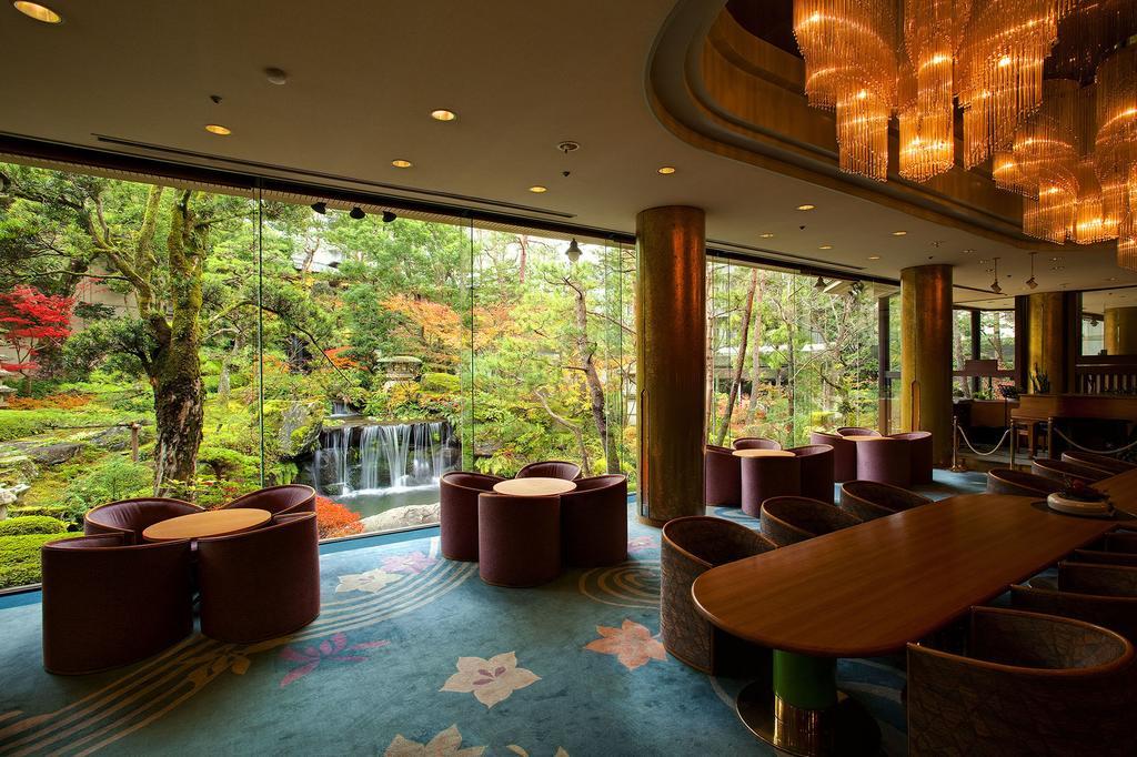 Kasenkyo Izutsuya Hotel Shin'onsen Luaran gambar